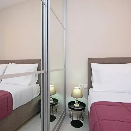 Hotel apartamentowy Victor Junior By 